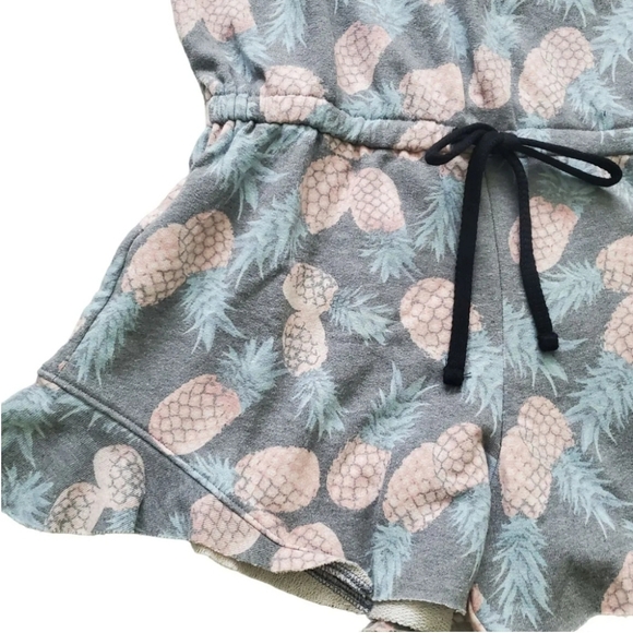 NWOT Juicy Couture pineapple 🍍 romper XS - Picture 2 of 3